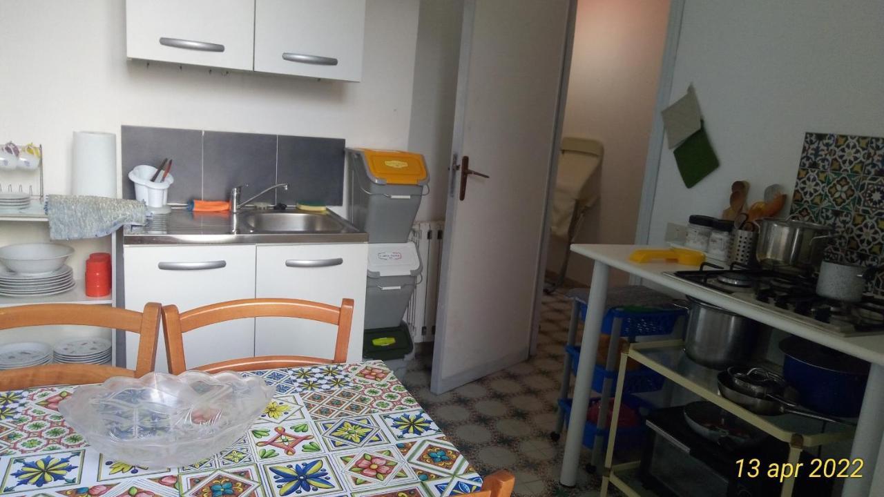 Holiday Home Sulmare Изола-делле-Феммине Экстерьер фото