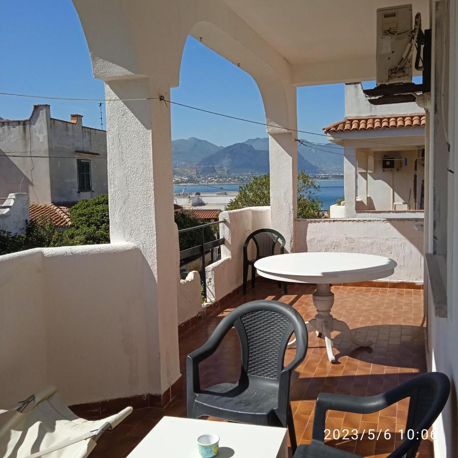 Holiday Home Sulmare Изола-делле-Феммине Экстерьер фото